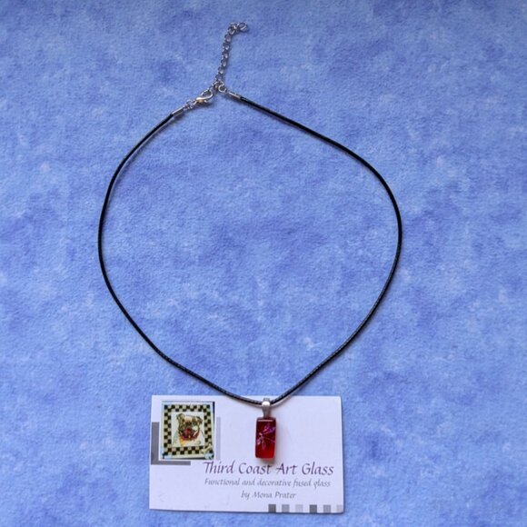 Art Glass dragonfly necklace - Picture 2 of 5